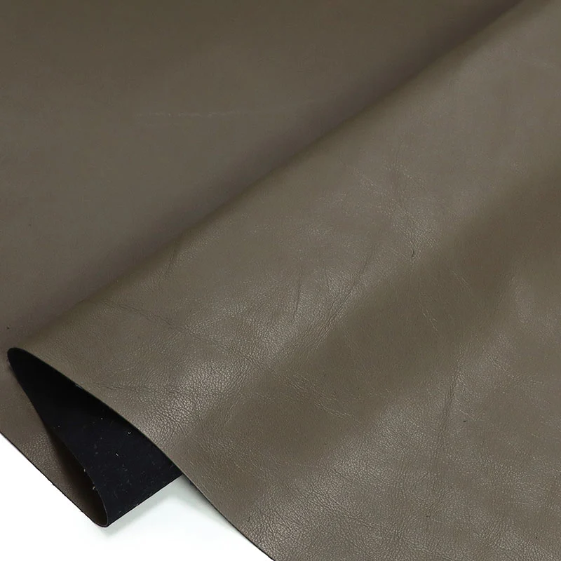 جلد PU مُعاد تدويره من GRS للملابس والسترات